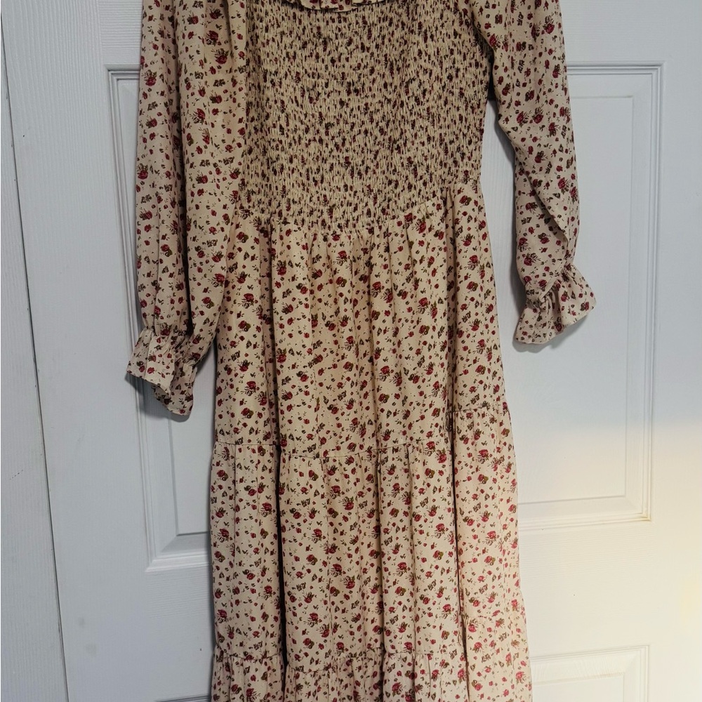 Carly Jean Los Angeles Floral Smocked Top